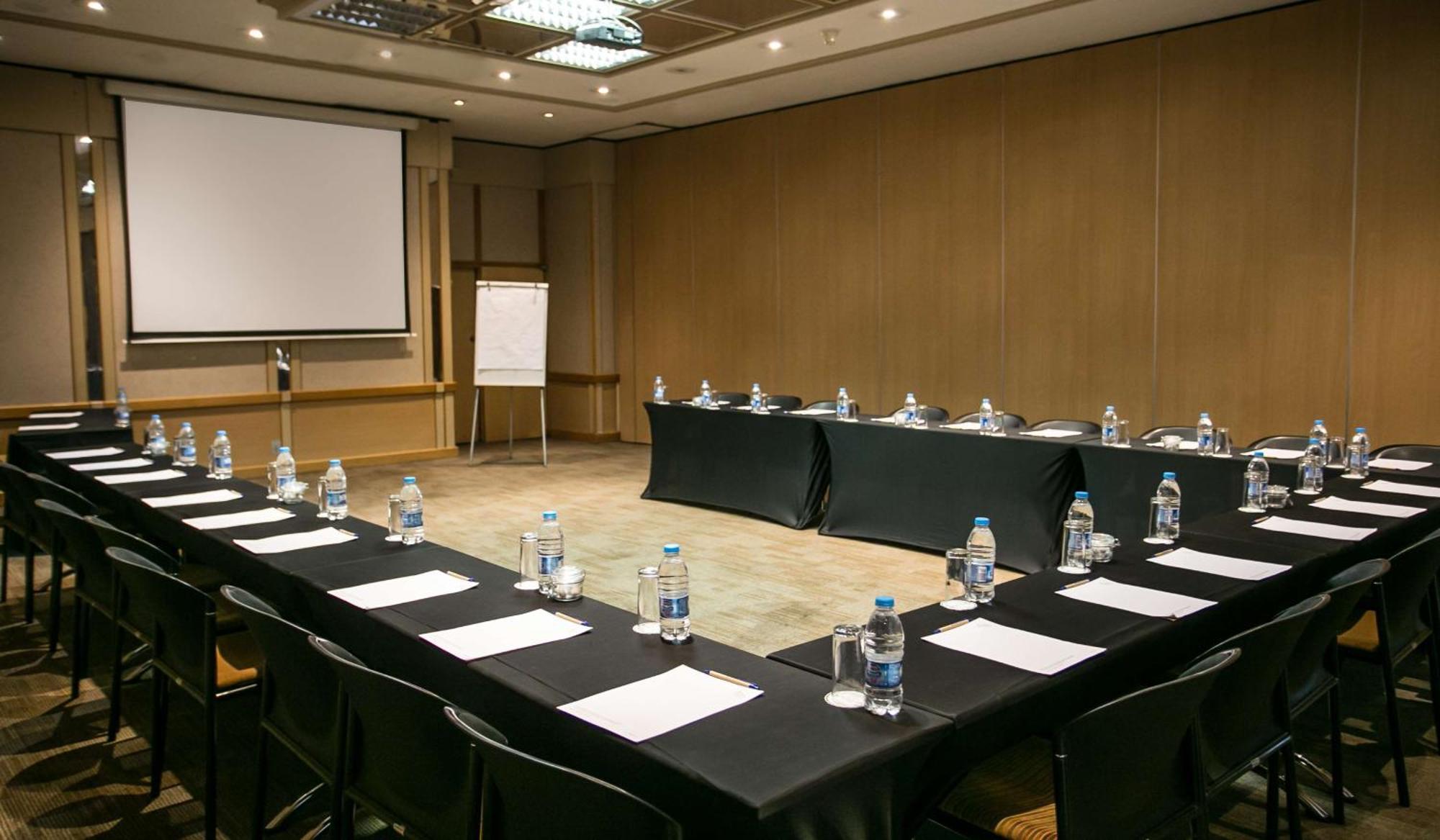 Garden Court Or Tambo International Airport Hotel Kempton Park Ngoại thất bức ảnh